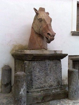 Cavallo Palazzo Carafa